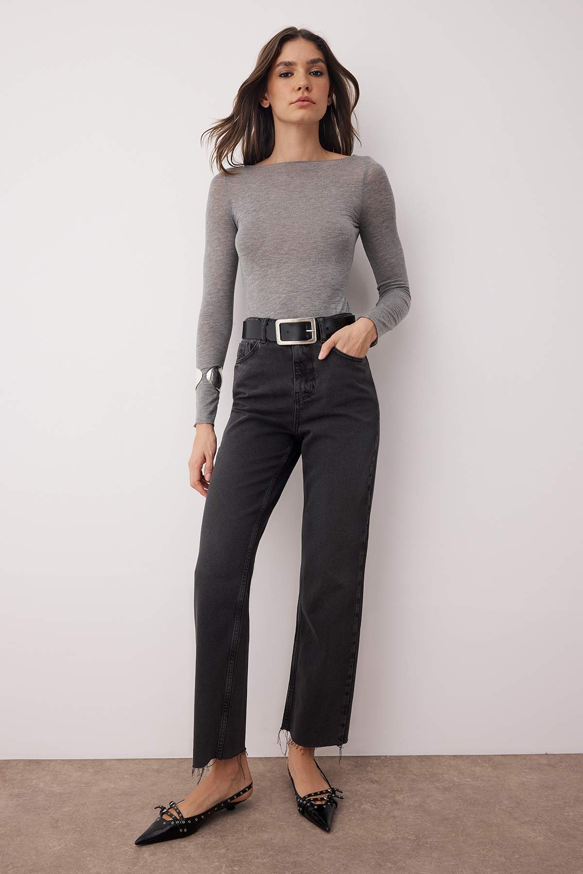 Antrasit Yüksek Bel Straight Düz Paça Jeans TWOAW26JE00185 Secondary image