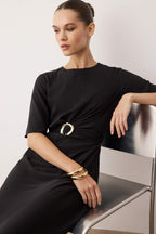 Siyah Düz Aksesuar Detaylı Midi Dokuma Elbise TWOAW26EL00067