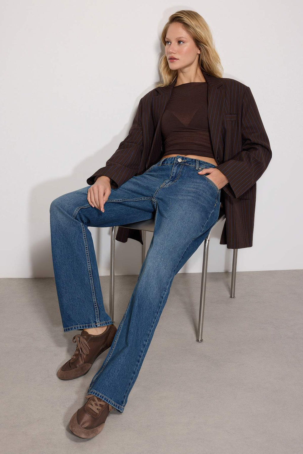 Koyu Mavi Düşük Bel Düz Kesim Straight %100 Pamuk Non-Stretch Jeans TWOSS24JE00100