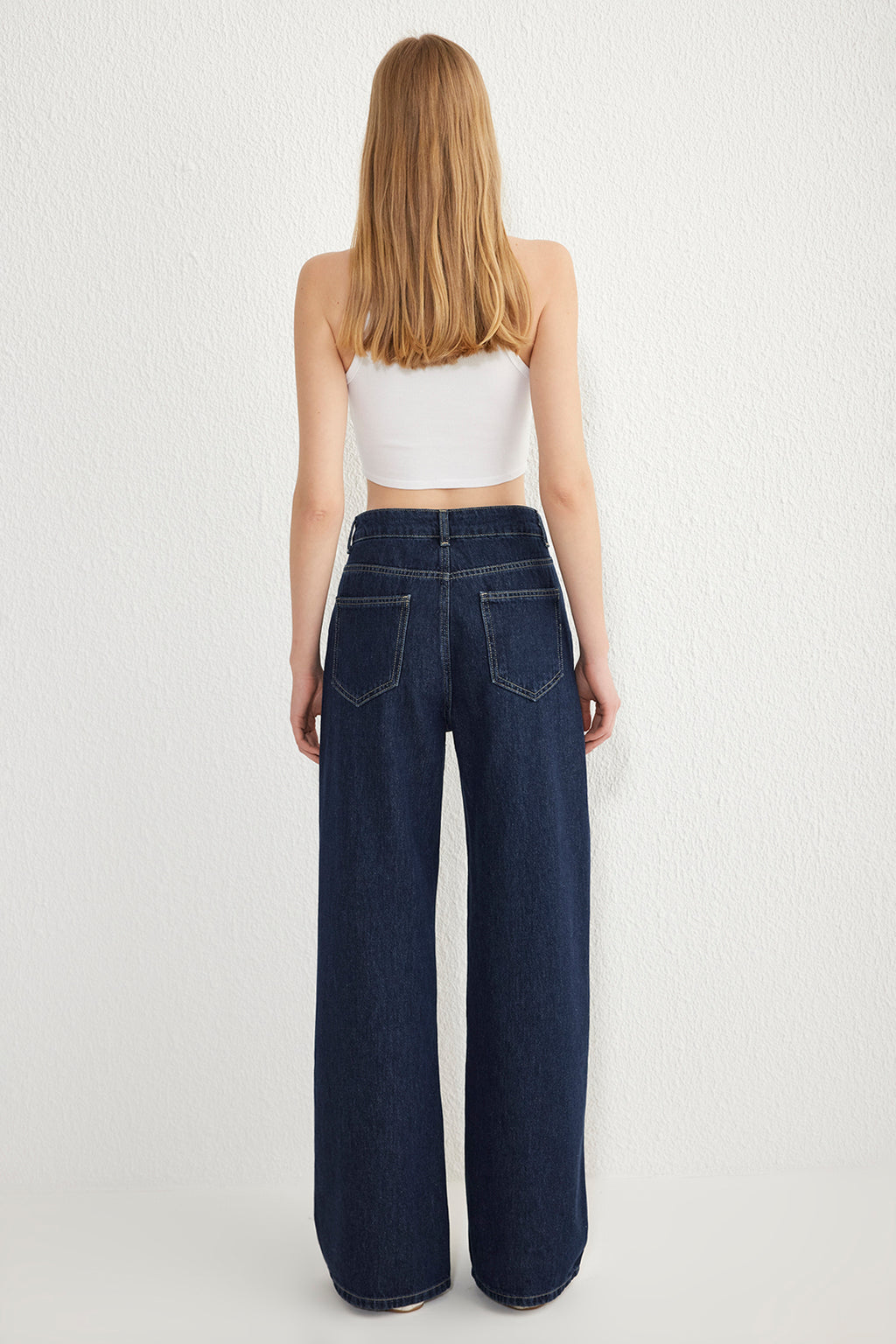 Koyu Mavi Normal Bel Wide Leg Geniş Paça %100 Pamuk Non-Stretch Jeans TWOSS25JE00053