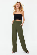 Trendyolmilla Haki Wide Leg/Geniş Paça Beli Lastikli Dokuma Pantolon TWOSS22PL00024