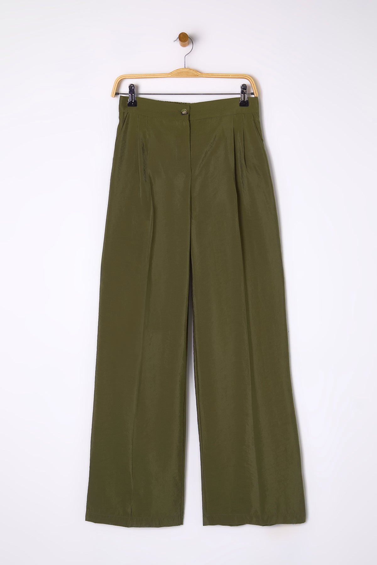 Trendyolmilla Bej Yumuşak Tuşeli Wide Leg/Geniş Paça Dokuma Pantolon TWOSS25PL00004