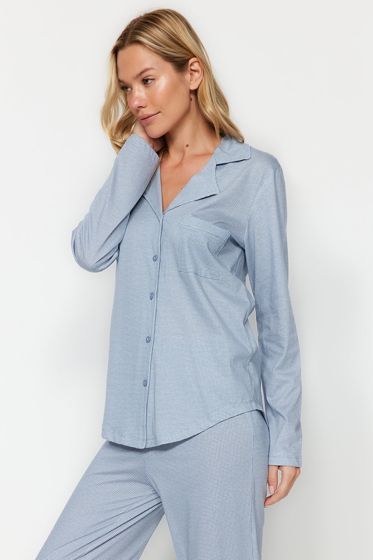 Trendyolmilla Mavi %100 Pamuklu Pötikareli Örme Pijama Takımı THMAW24PT00247