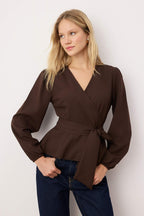 Trendyolmilla Ekru Kruvaze Bağlama Detaylı Dokuma Dokuma Bluz TWOAW20BZ1089