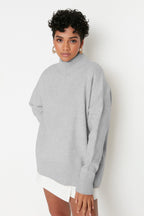 Trendyolmilla Taş Geniş Kalıp Yumuşak Dokulu Triko Kazak TWOAW23KZ00469