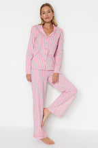 Trendyolmilla Pembe %100 Pamuklu Çizgili Gömlek-Pantolon Örme Pijama Takımı THMAW24PT00144