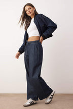 Koyu Mavi Beli Bağlama Detaylı Yüksek Bel Ekstra Wide Leg Jeans TWOAW26JE00236
