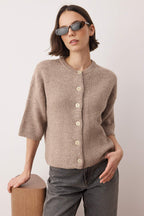 Trendyolmilla Wardrobe Essentials Vizon Yumuşak Dokulu Geniş Kalıp Kısa Kol Basic Triko Hırka | TWOAW26HI00251