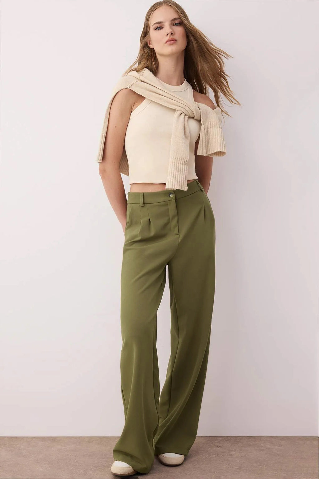 Trendyolmilla Siyah Pilili Wide Leg/Geniş Paça Dokuma Pantolon TWOAW25PL00109 Palazzo