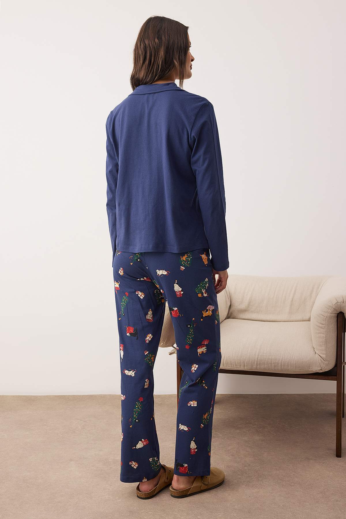 Kadın Couple/Çift Lacivert %100 Pamuklu Yılbaşı Temalı Gömlek Yaka Örme Pijama Takımı THMAW26PT00172
