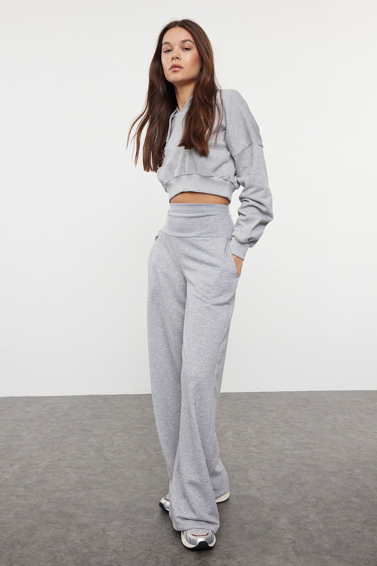 Trendyolmilla Antrasit Ince Ekstra Yüksek Bel Wide Leg/Geniş Kesim Pantolon TWOAW25PL00026