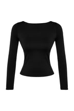 Trendyolmilla Kahverengi Pamuklu Kayık Yaka Fitted/Vücuda Oturan Esnek Bluz TWOAW24BZ00166