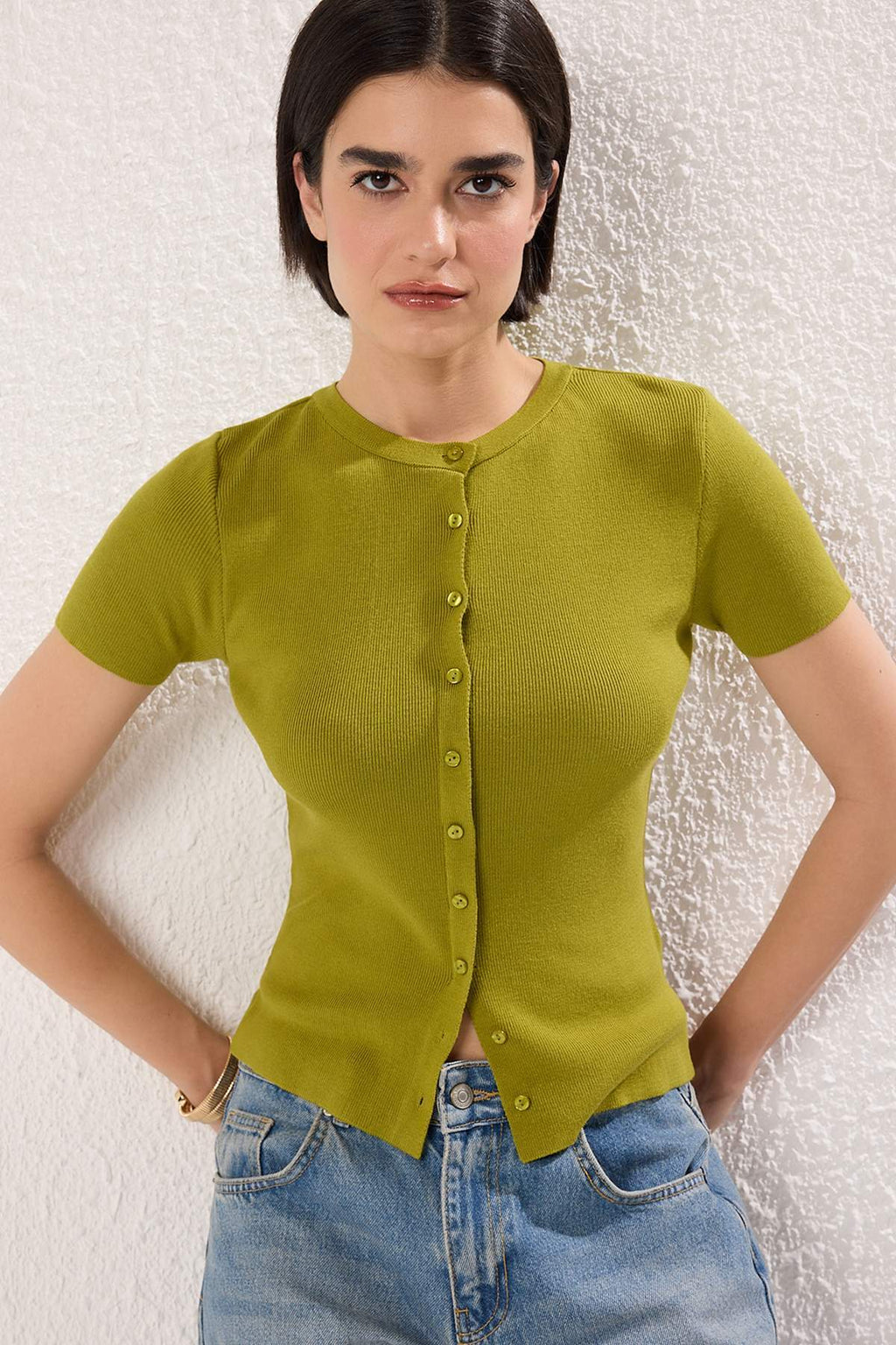 Trendyolmilla Yağ Yeşili Bisiklet Yaka Triko İnce Bluz TWOSS25BZ00300