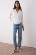 Trendyolmilla Siyah Kruvaze Saten Dokuma Bluz TWOAW24BZ00423