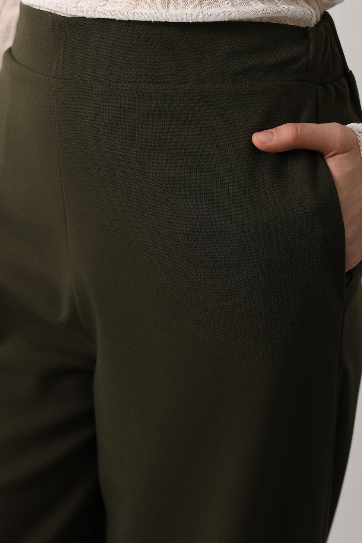 Haki Beli Lastikli Wide Leg/Geniş Paça Pantolon TWOAW26PL00132