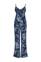 Trendyolmilla Lacivert Kaplan Desenli İp Askılı Viskon Dokuma Pijama Takımı THMSS24PT00127