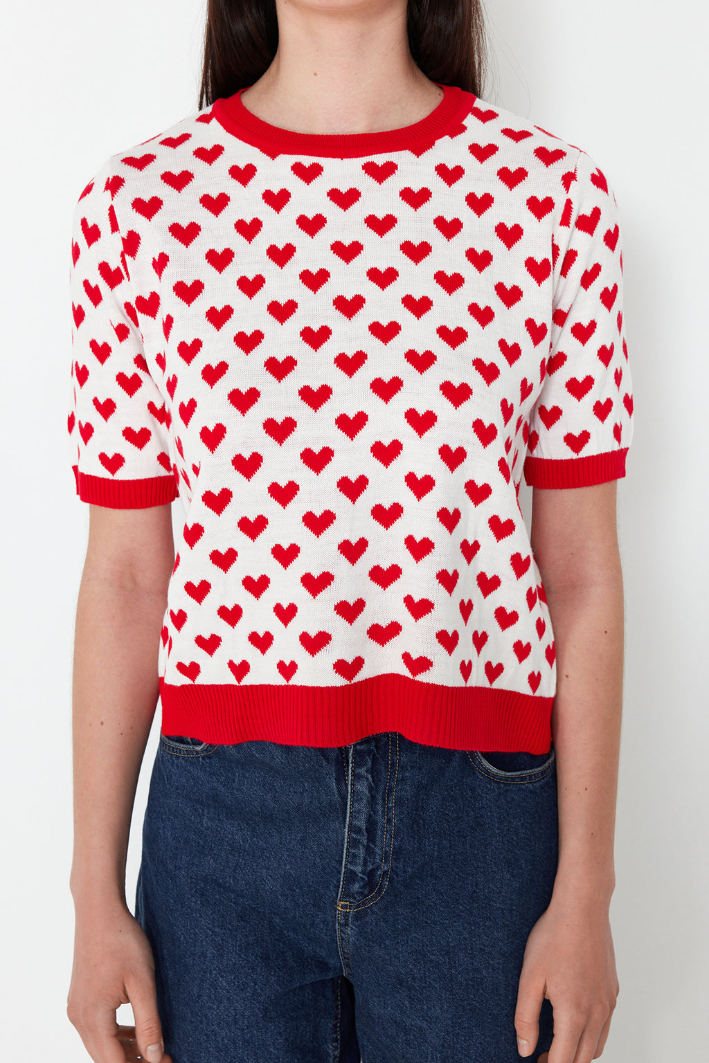 Kırmızı Bisiklet Yaka Kalp Desenli İnce Triko Bluz TWOSS21KZ0008