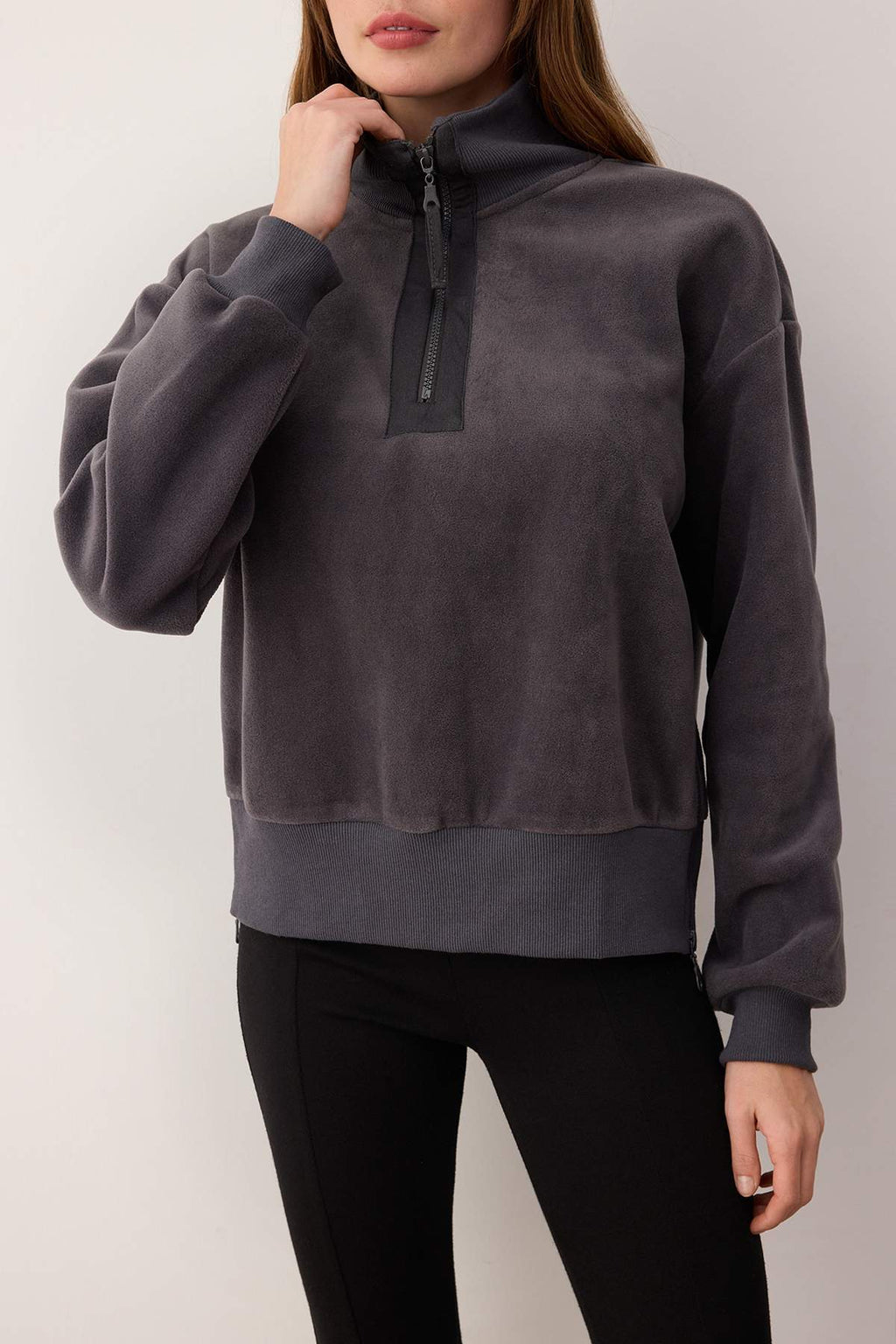Trendyolmilla Taş Regular/Normal Kalıp Fermuar Detaylı Dik Yaka Polar Kalın Örme Sweatshirt TWOAW26SW00026