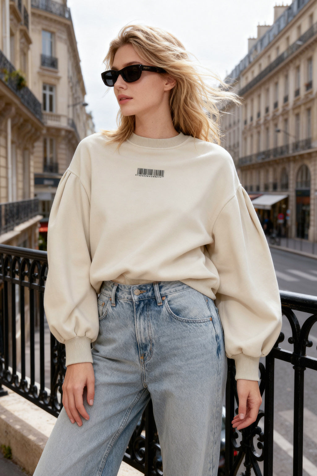 Taş Kalın İçi Polarlı Minimal Baskılı Balon Kol Örme Sweatshirt TWOAW22SW1864