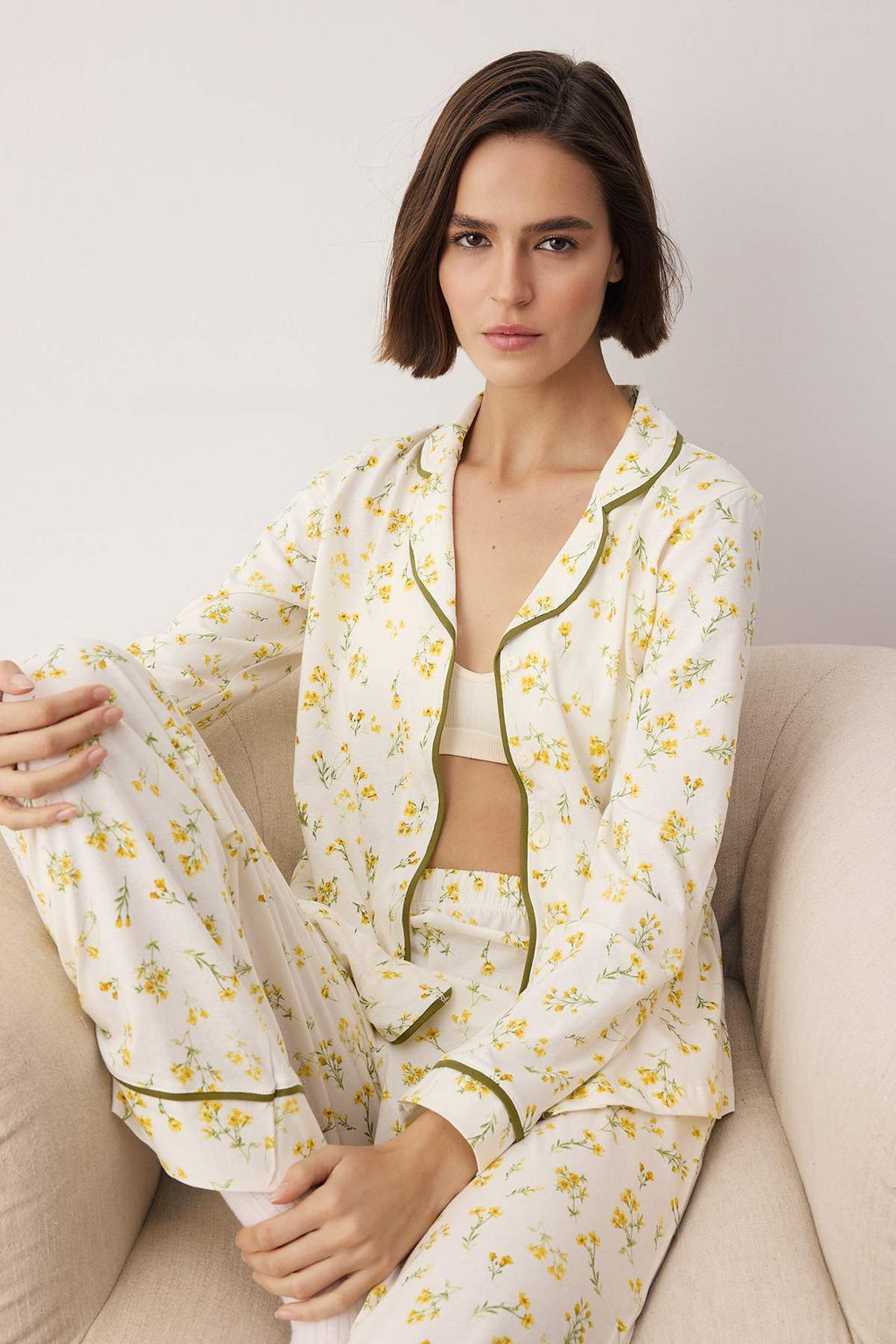 Trendyolmilla Pembe %100 Pamuklu Çiçekli Biyeli Örme Pijama Takımı THMAW25PT00202