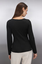 Trendyolmilla Siyah Kayık Yaka Peplum/Belden Oturmalı Regular Boy Örme Bluz TWOAW26BZ00166