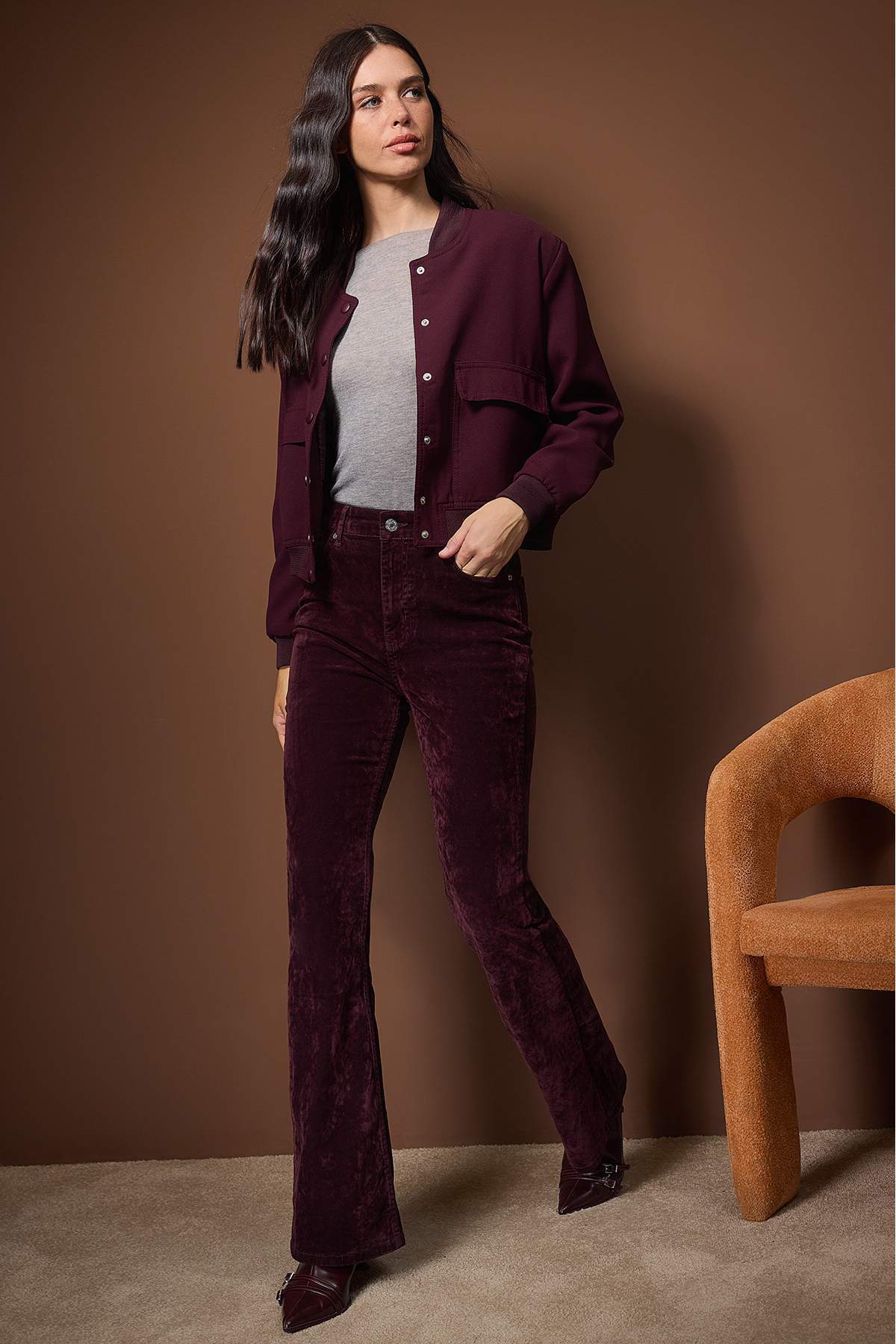 Bordo Süet Görünümlü Yüksek Bel Comfort/Esnek Flare Jeans TWOAW26JE00287 Main image