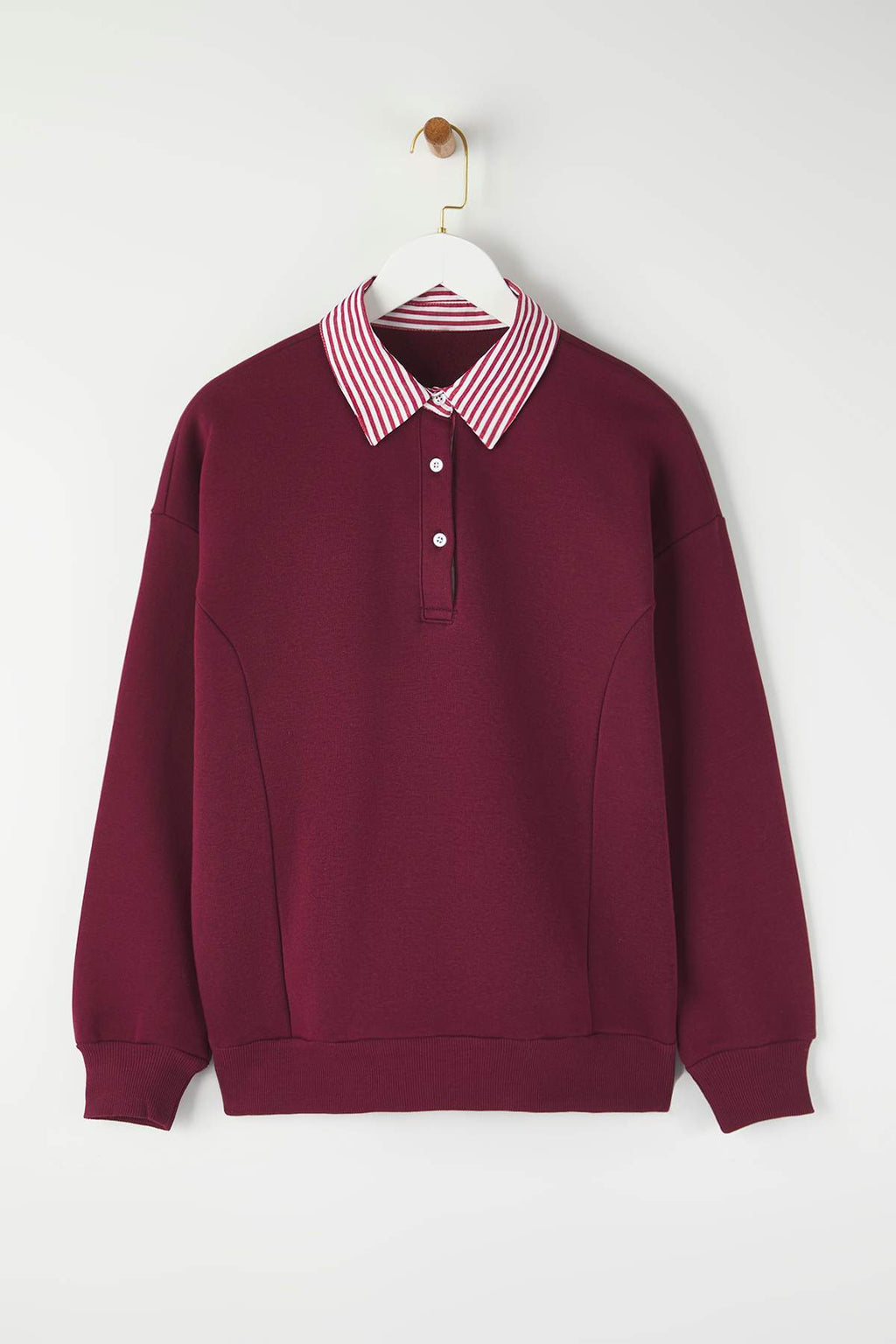 Trendyolmilla Ekru Oversize/Geniş Kalıp Dokuma Garni Detaylı Polo Yaka Örme Sweatshirt TWOAW26SW00116