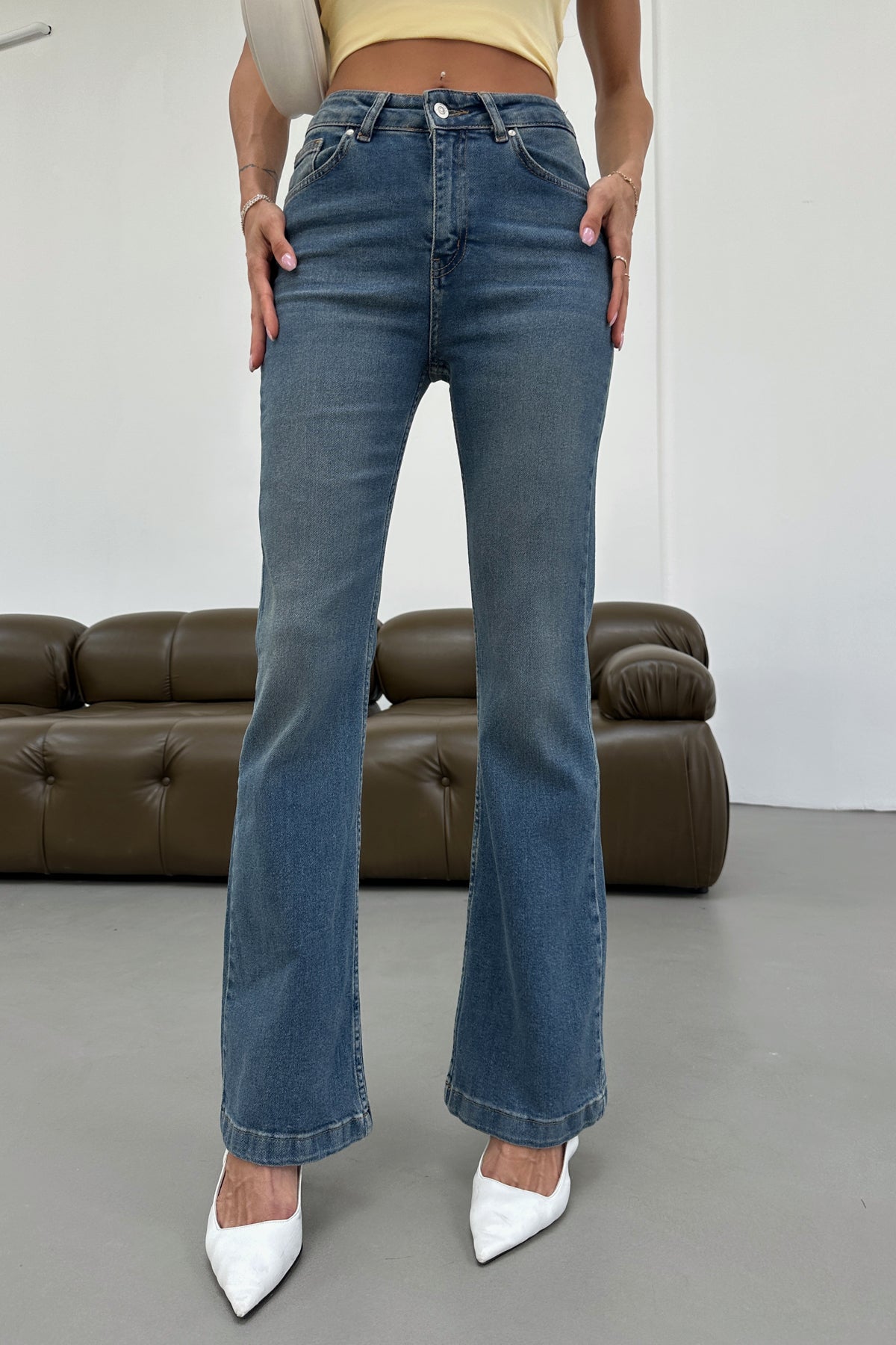 Trendyolmilla Antrasit Yüksek Bel Orta Esnek İspanyol Paça Flare Jeans TWOAW26JE00050