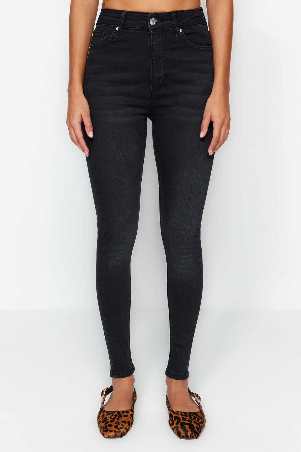 Trendyolmilla Gece Mavisi Vücudu Saran Yüksek Bel Ekstra Esnek Skinny Jeans TWOSS23JE00080