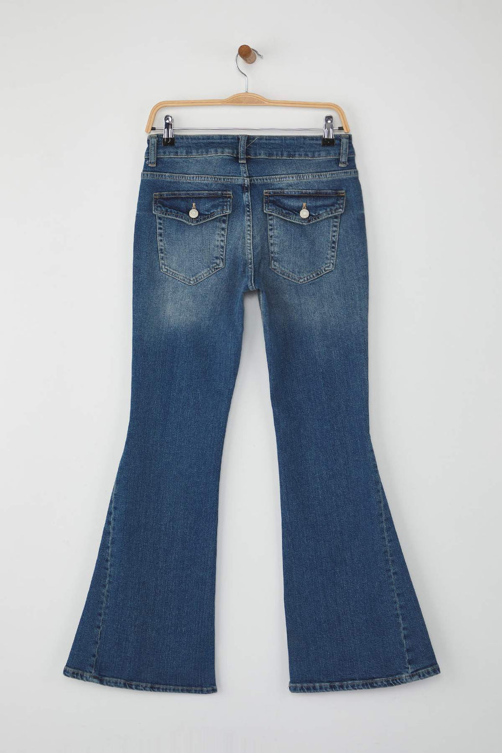 Mavi Dikiş Detaylı Düşük Bel Comfort/Esnek Flare Jeans TWOAW26JE00043