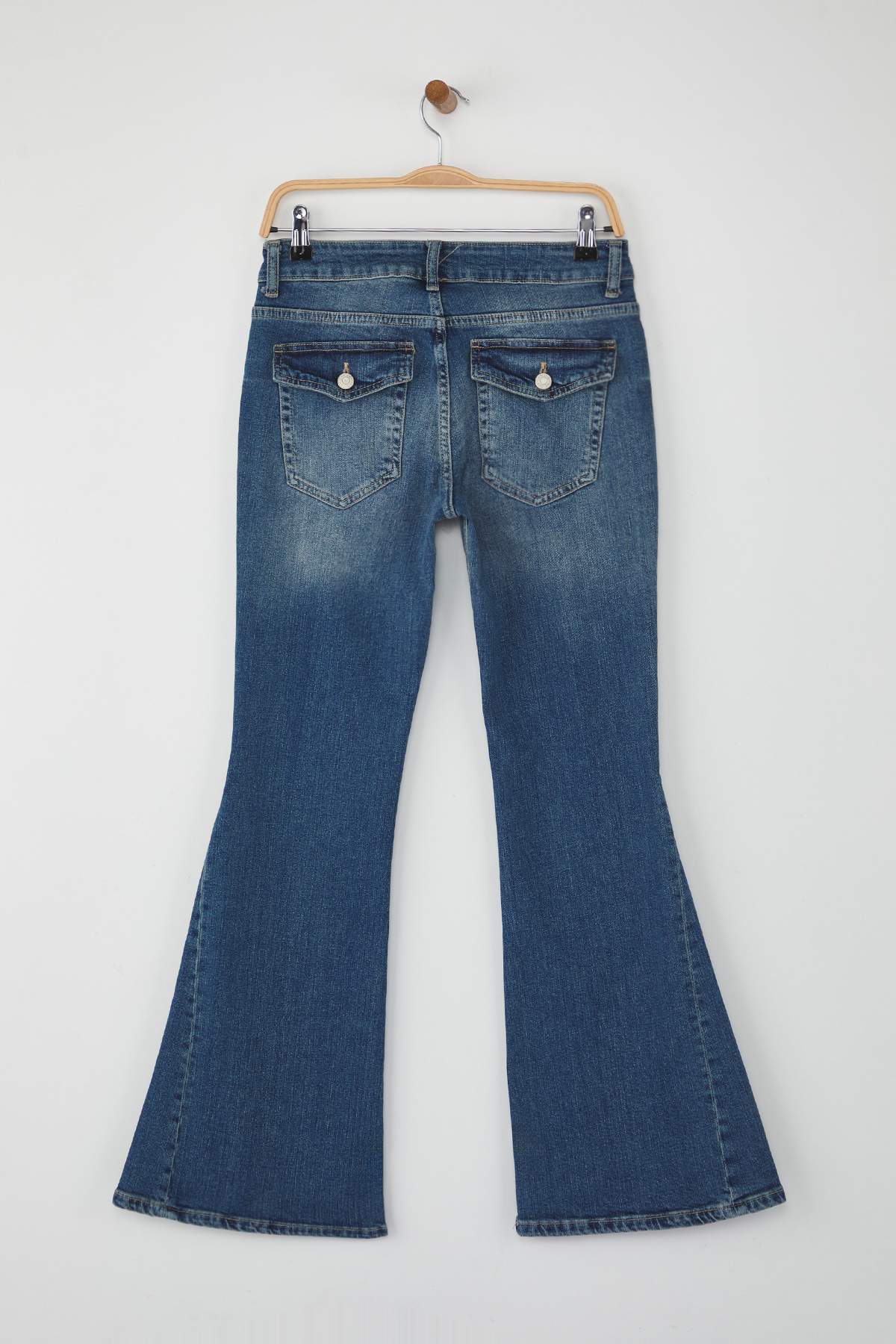 Mavi Dikiş Detaylı Düşük Bel Comfort/Esnek Flare Jeans TWOAW26JE00043