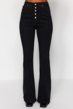 Trendyolmilla Siyah Önden Düğmeli Yüksek Bel Orta Esnek Flare İspanyol Paça Jeans TWOSS20JE0111