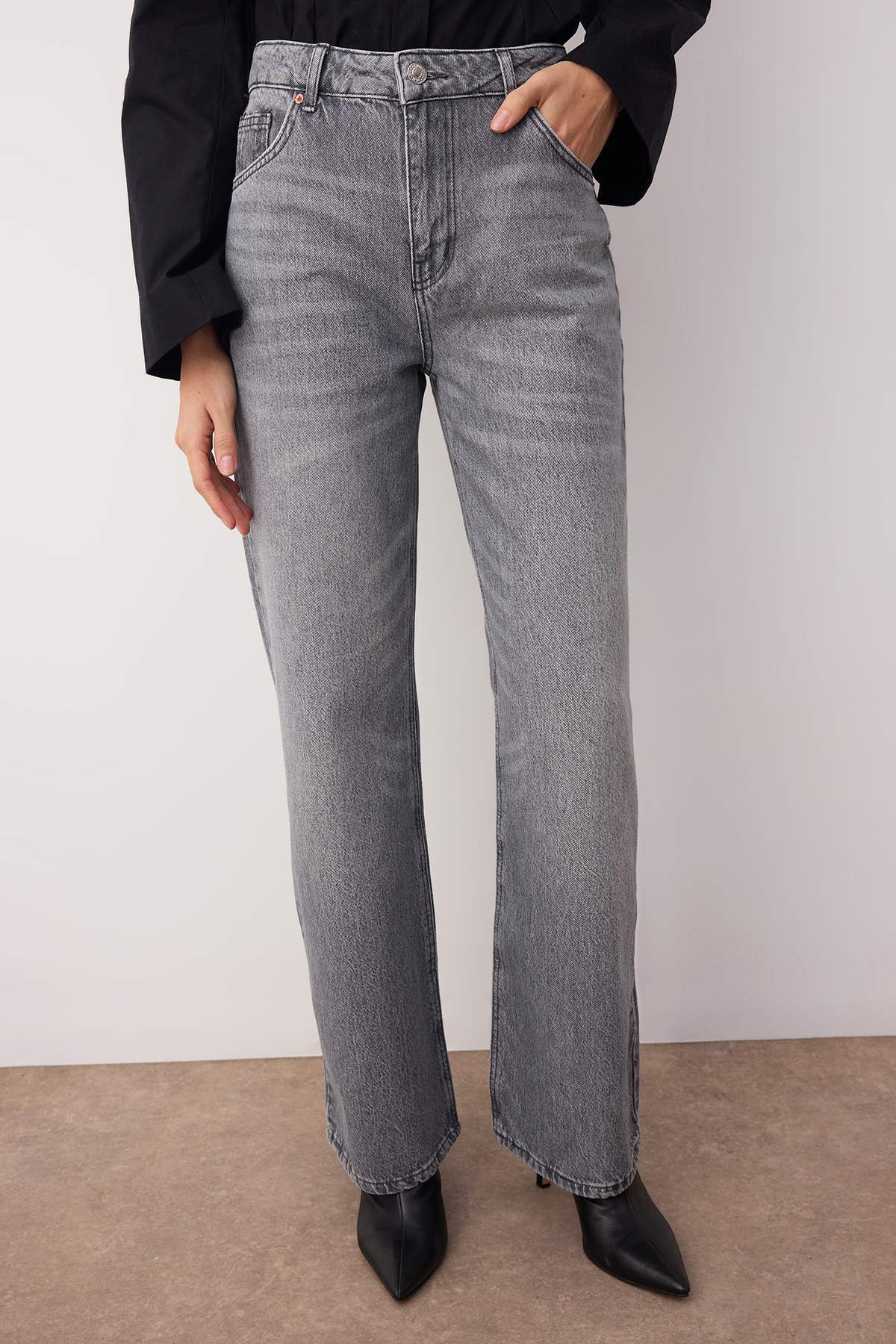 Gri Yüksek Bel Geniş Paça Wide Leg Palazzo %100 Pamuk Non-Stretch Jeans TWOAW26JE00066