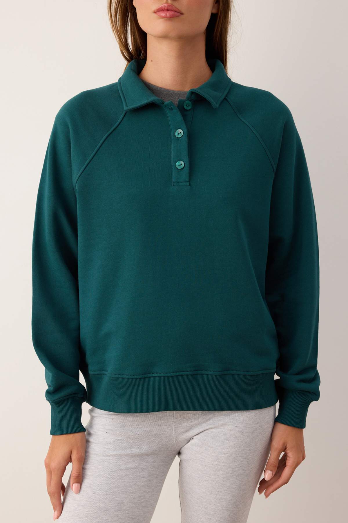 Trendyolmilla Gri Melanj Premium Patlı Regular/Normal Kalıp Kalın İçi Polarlı Örme Sweatshirt TWOAW26SW00208