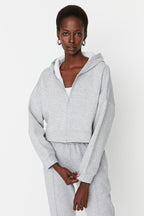 Trendyolmilla Açık Sarı Fermuarlı Kapüşonlu Rahat Kesim Crop Kalın İçi Polarlı Örme Sweatshirt TWOAW20SW0660