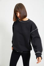 Siyah Oversize/Geniş Kalıp Karyoka Dikişli Kalın İçi Polarlı Örme Sweatshirt TWOAW22SW0267