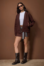 Trendyolmilla Wardrobe Essentials – Koyu Kahverengi Oversize Kapüşonlu Örme Sweatshirt |TWOAW26SW00018