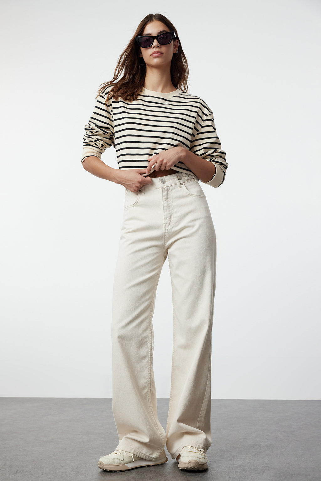 Trendyolmilla Yağ Yeşili Bel Detaylı Yüksek Bel Wide Leg Pantolon TWOAW25JE00039