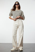 Trendyolmilla Yağ Yeşili Bel Detaylı Yüksek Bel Wide Leg Pantolon TWOAW25JE00039