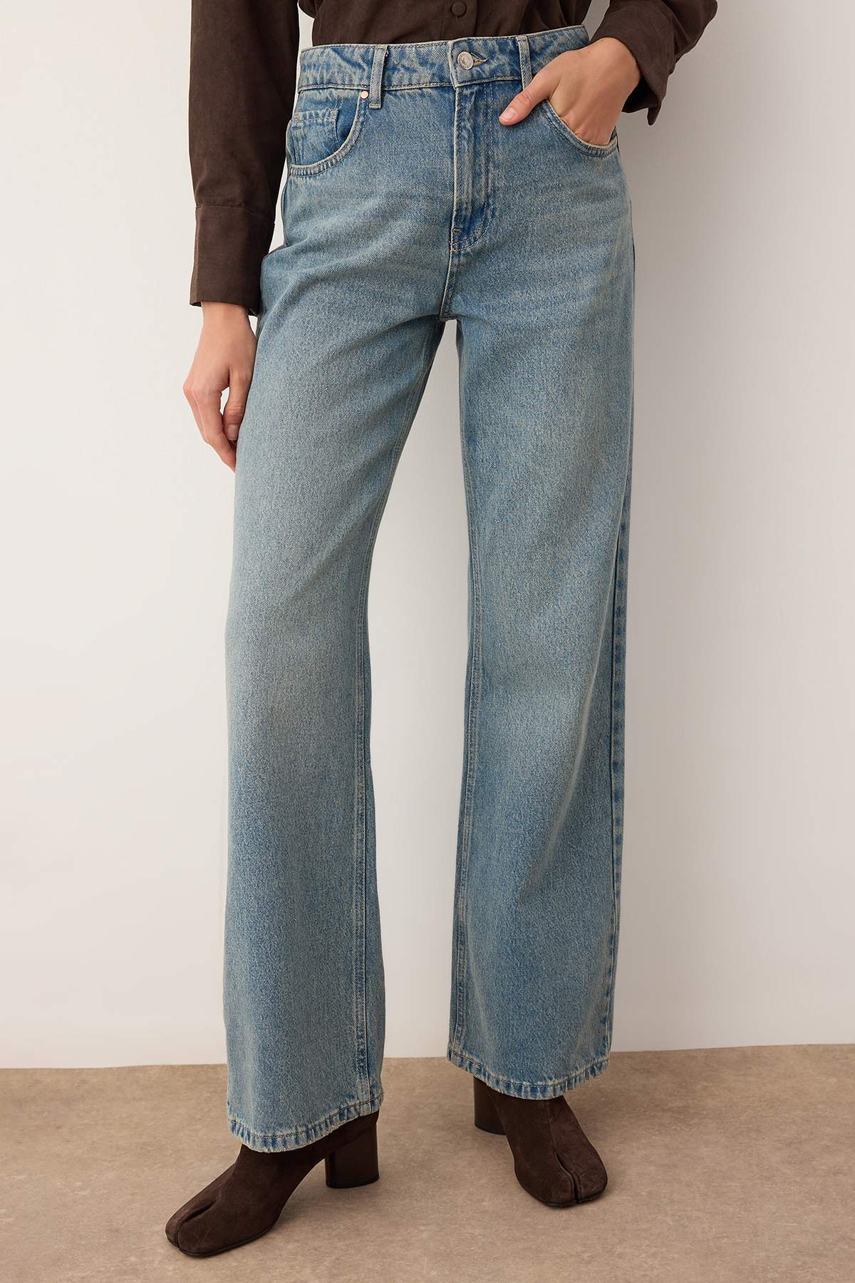 Trendyolmilla Koyu Mavi  Yüksek Bel Wide Leg Jeans TWOAW26JE00228