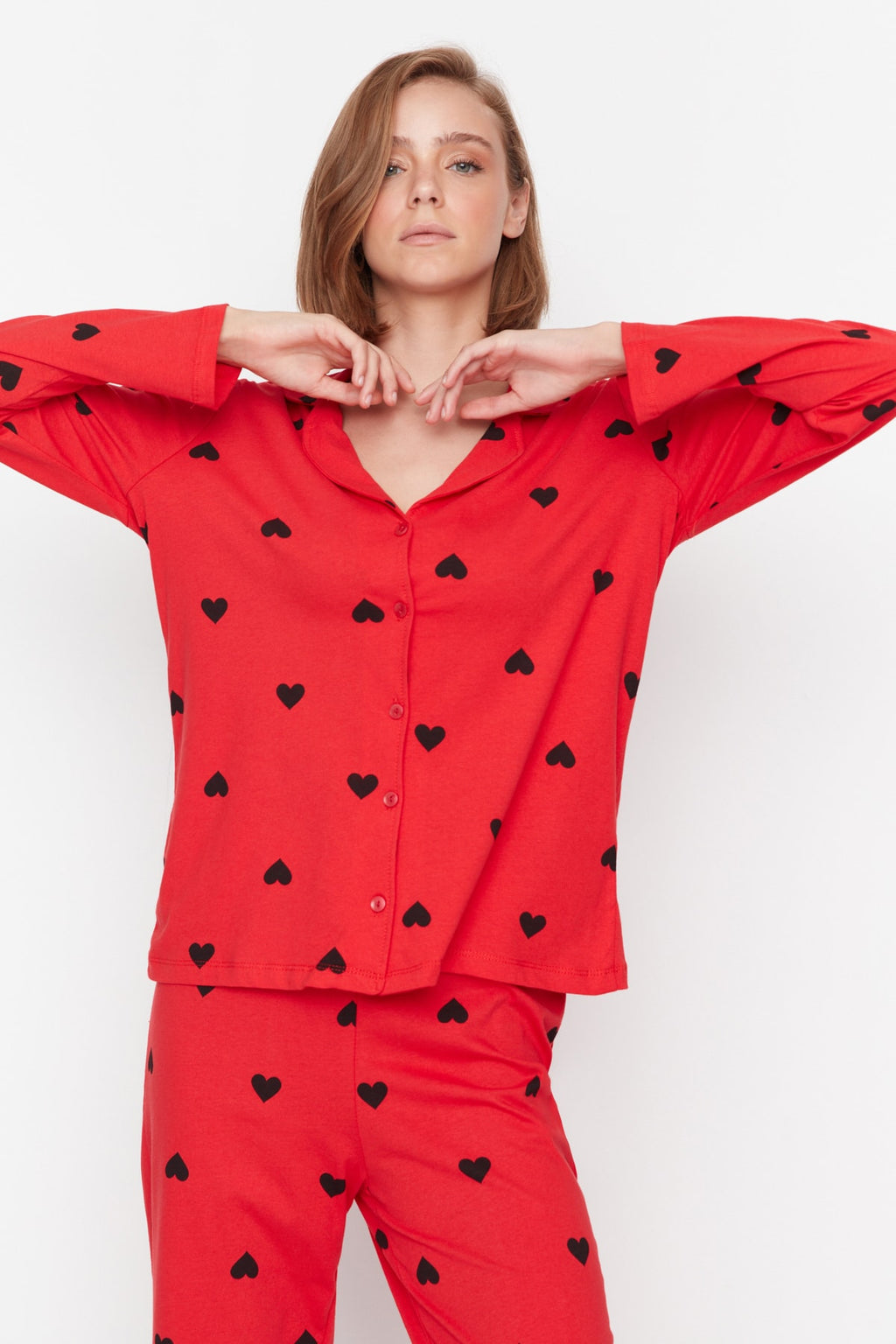 Trendyolmilla Kırmızı %100 Pamuklu Kalpli Örme Pijama Takımı THMAW21PT0548