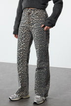 Trendyolmilla Çok Renkli Leopar Desenli Kahverengi Yüksek Bel Orta Esnek Wide Leg Jeans TWOAW25JE00309