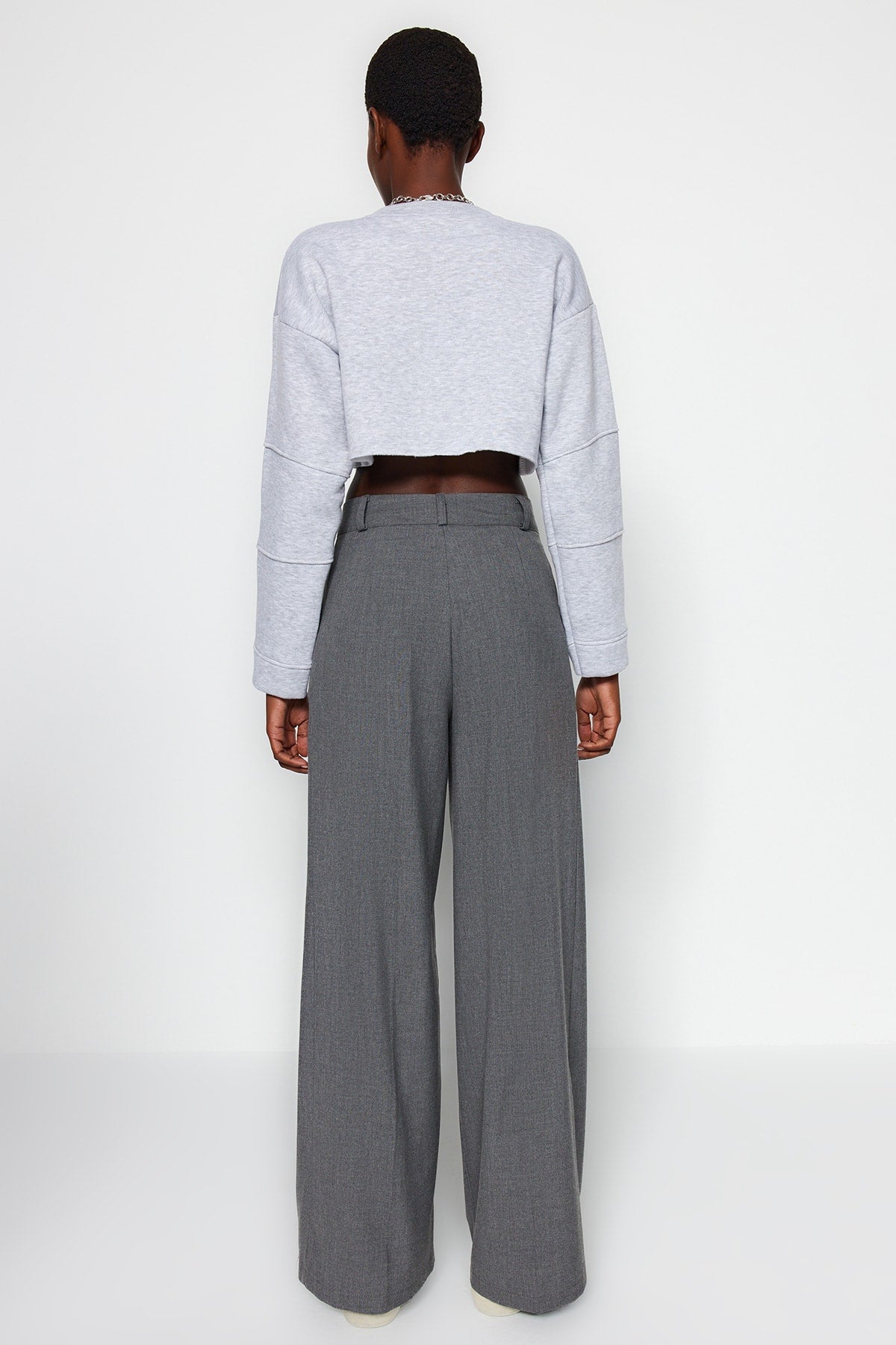 Trendyolmilla Siyah Palazzo/Extra Geniş Paça Dokuma Kumaş Pantolon TWOSS23PL00062