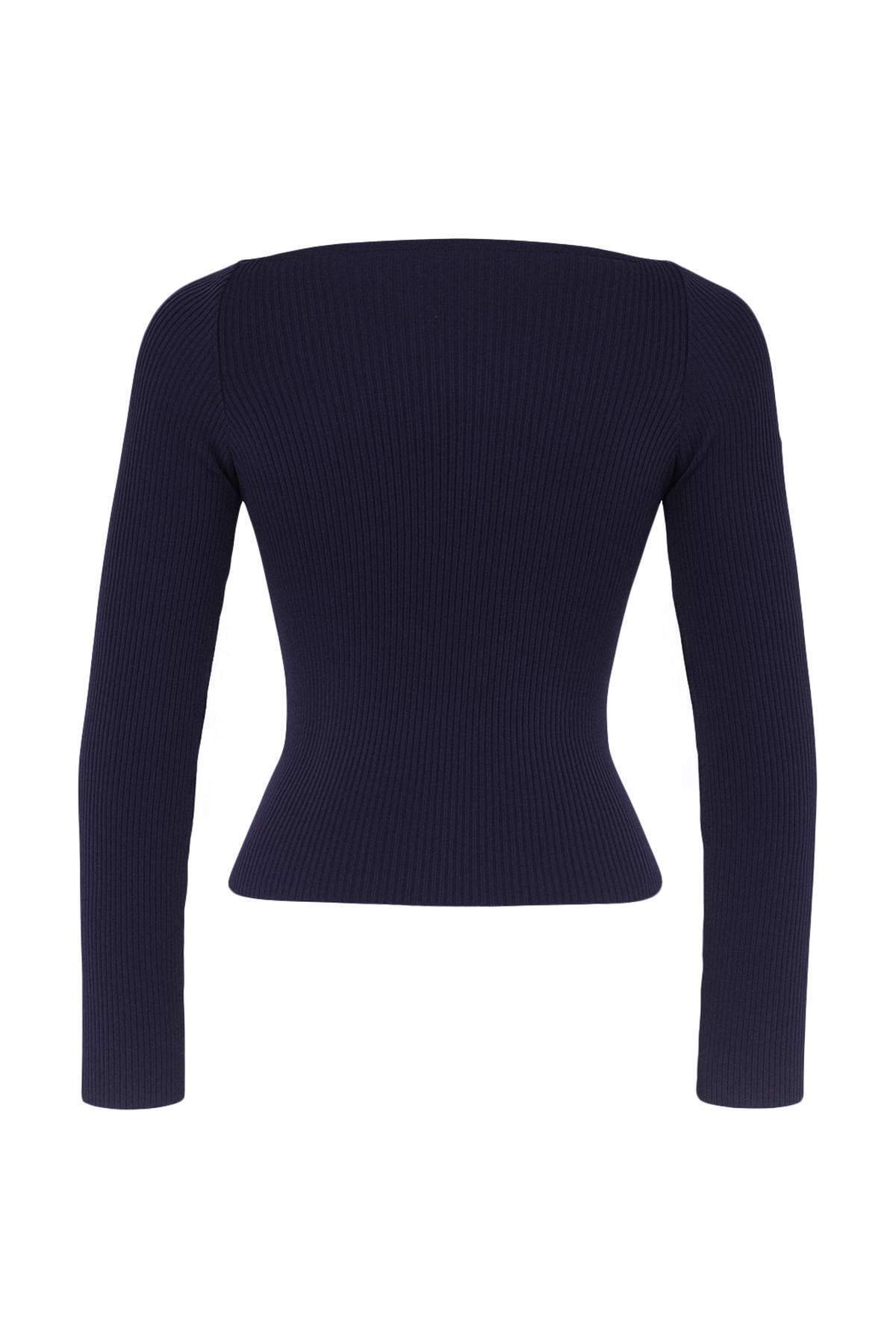 Trendyolmilla Antrasit Kruvaze Büzgü Detaylı Triko Kazak TWOAW23KZ00828