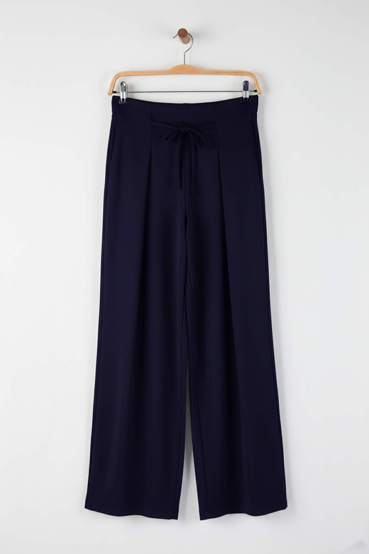 Trendyolmilla Taş Wide Leg Yumuşak Kumaşlı Pilili Esnek Örme Pantolon TWOAW26PL00138