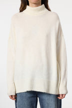 Trendyolmilla Taş Geniş Kalıp Yumuşak Dokulu Triko Kazak TWOAW23KZ00469