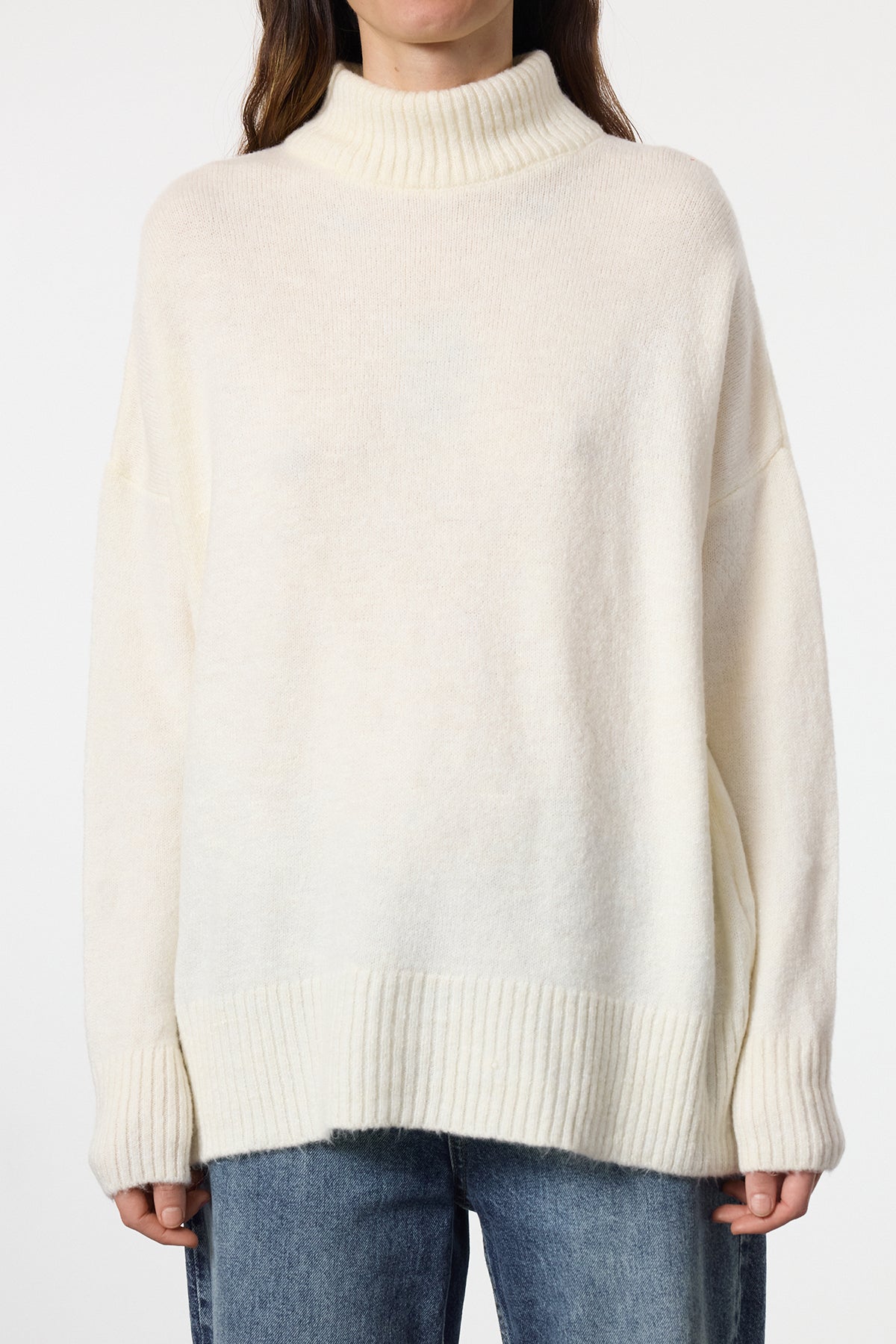 Trendyolmilla Taş Geniş Kalıp Yumuşak Dokulu Triko Kazak TWOAW23KZ00469