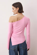 Trendyolmilla Kahverengi Açık Omuzlu Asimetrik Fitted/Vüdua Otuan İspanyol Kol Örme Bluz TWOAW26BZ00328