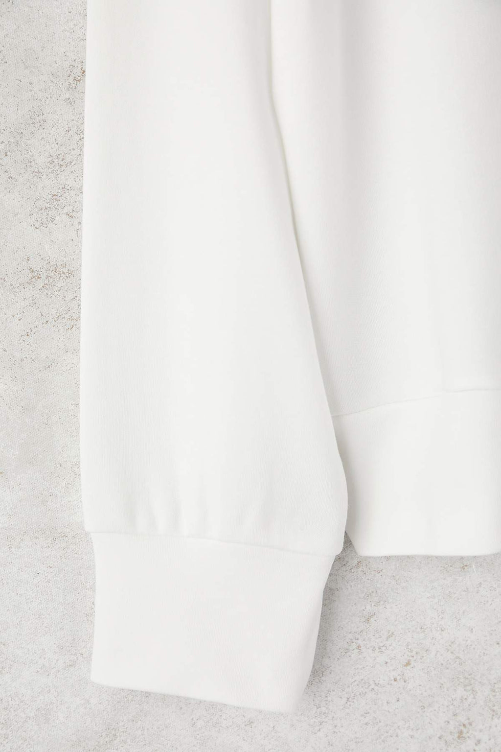Trendyolmilla Ekru Renk Bloklu Polo Yaka Relaxed/Rahat Kalıp Örme Sweatshirt TWOAW26SW00043