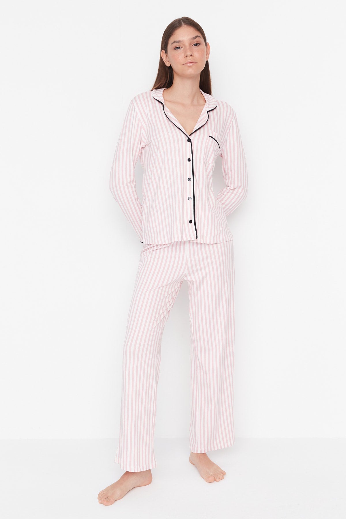 Trendyolmilla Pudra %100 Pamuklu Çizgili Biye Detaylı Örme Pijama Takımı THMAW21PT0614